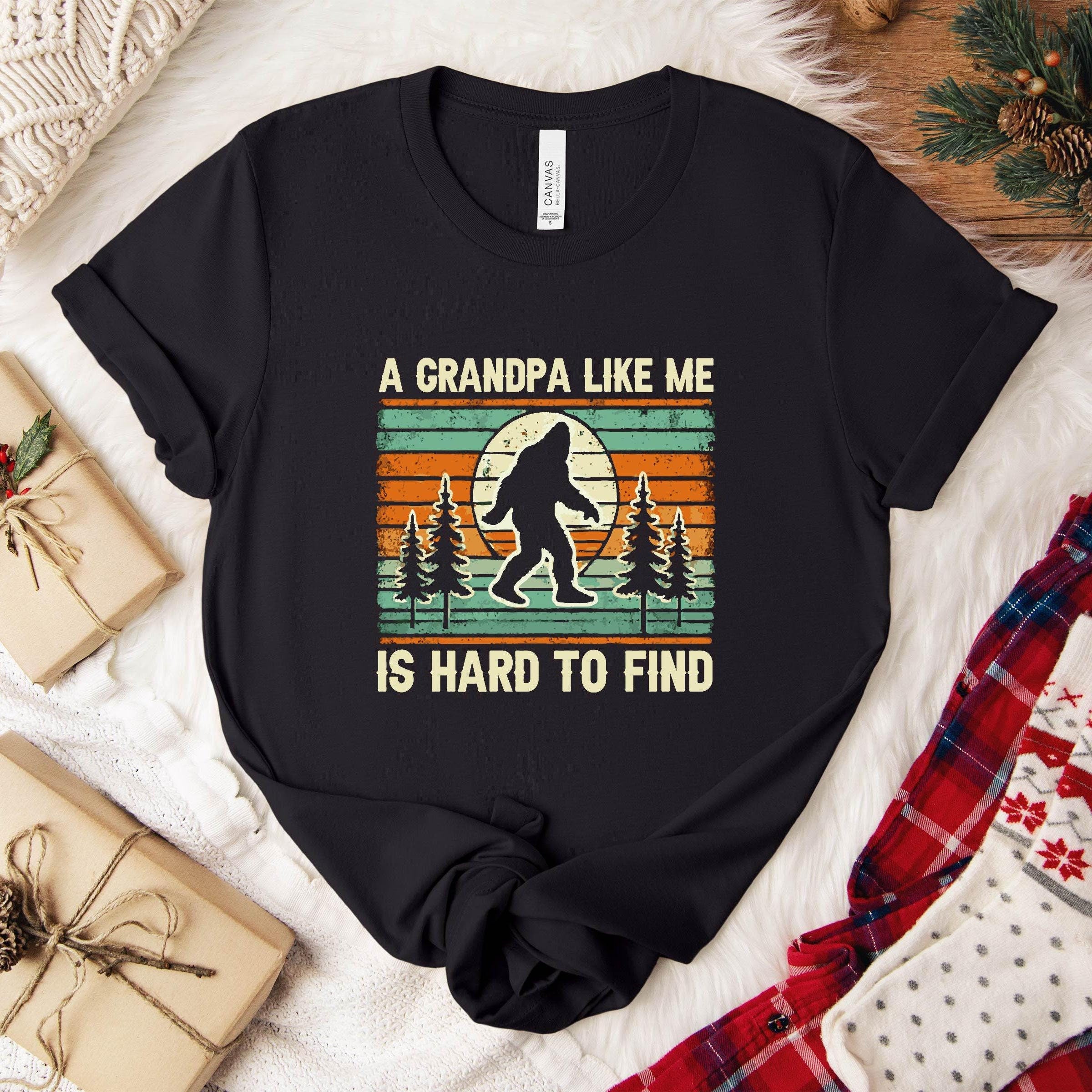 Grandpa Bigfoot Retro Sasquatch Tee Unisex T-shirt, Sweatshirt, Hoodie (1)