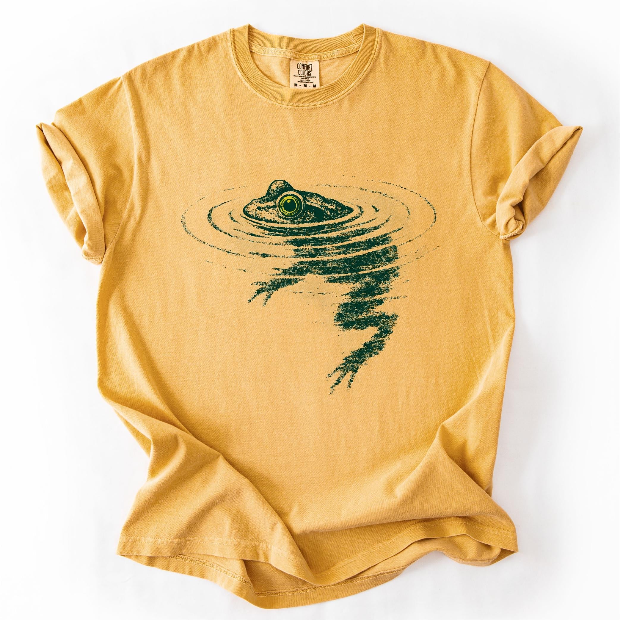 Frog Swimming Animal Unisex T-shirt, Sweatshirt, Hoodie (2)