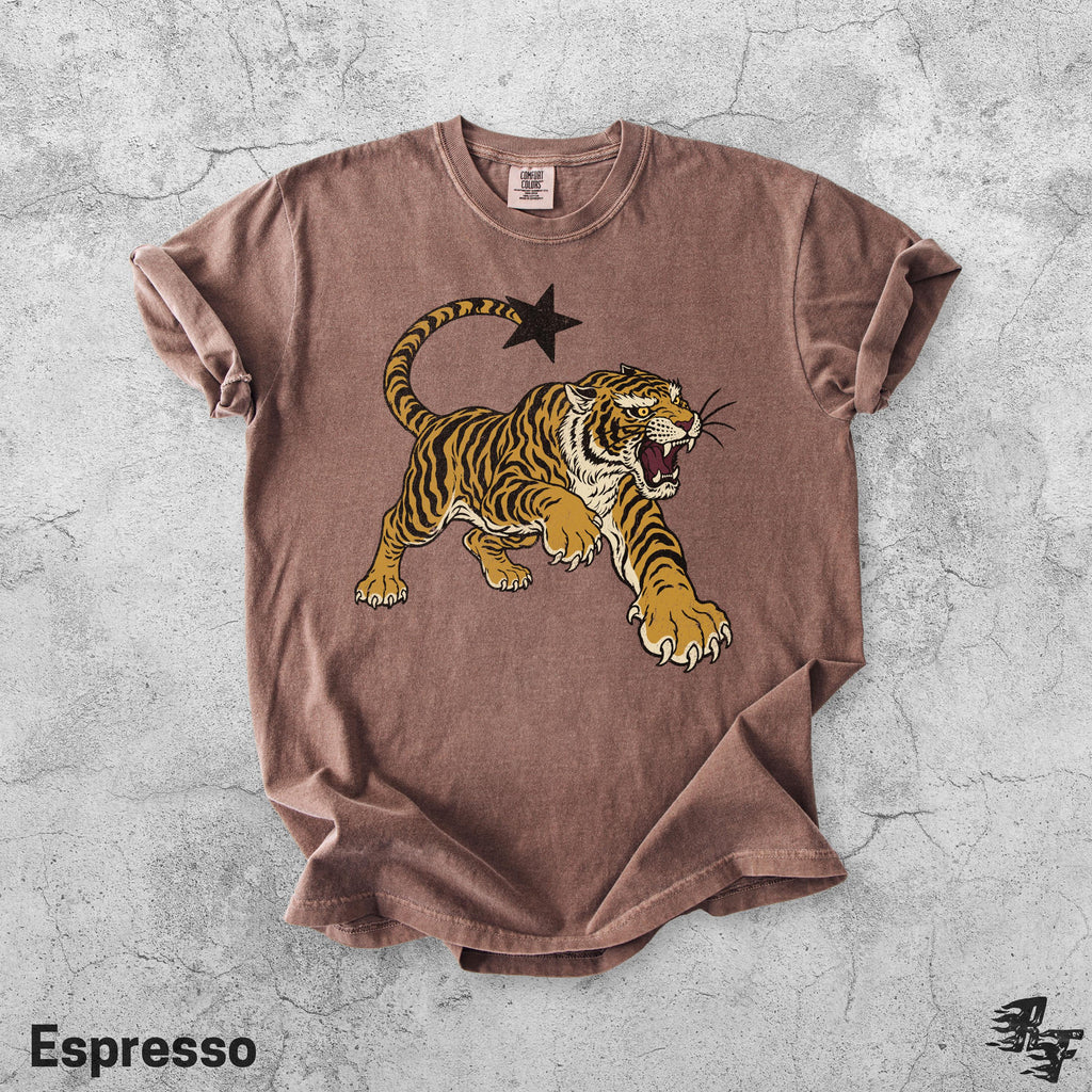 Vintage Tiger Retro Tattoo Roaring Big Cat Star Tail Tee Wild Animal Lover Grunge Streetwear (3)