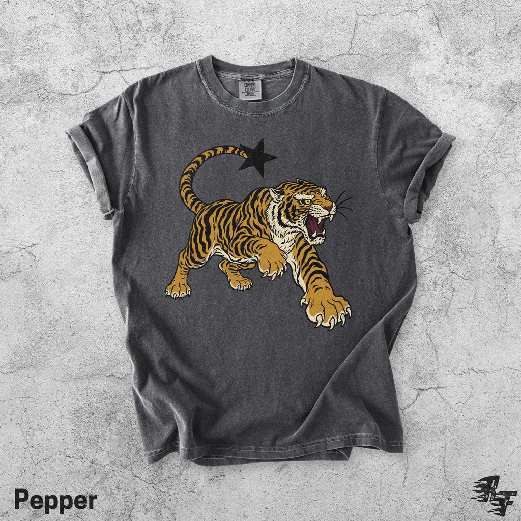Vintage Tiger Retro Tattoo Roaring Big Cat Star Tail Tee Wild Animal Lover Grunge Streetwear (4)