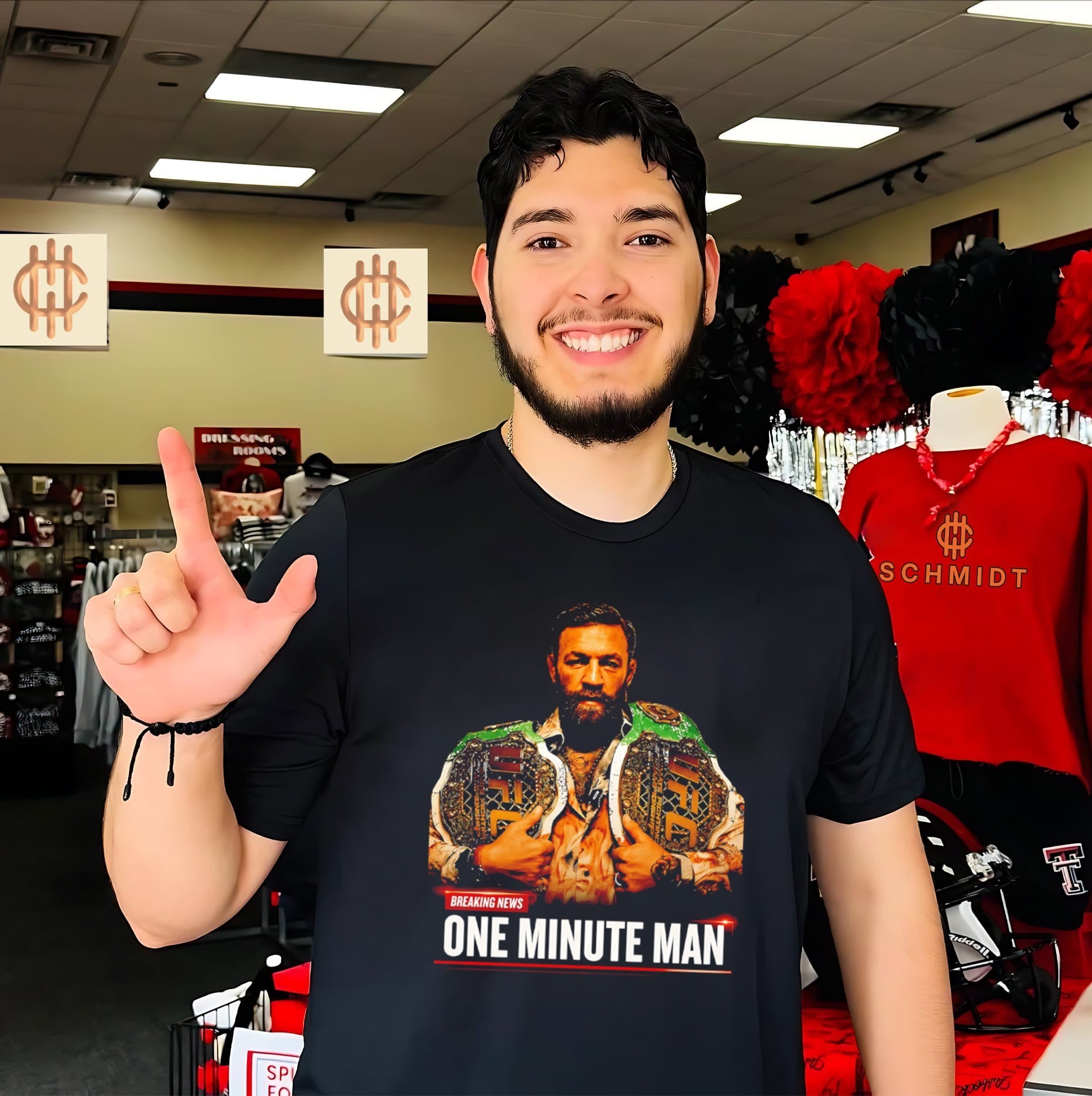 Conor Mcgregor One Minute Man Breaking News shirt