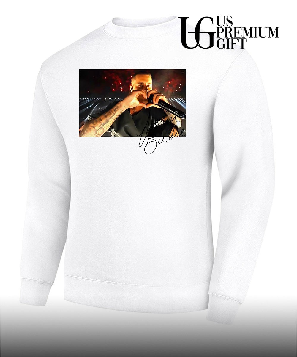 Justin Bieber heart hands signature shirt