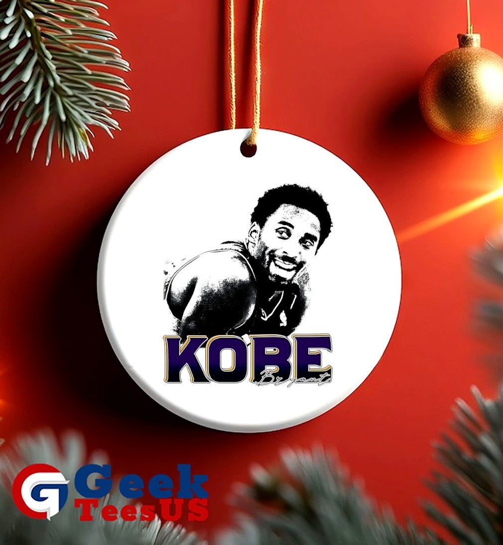 Kobe Bryant Los Angeles Lakers portrait signature shirt