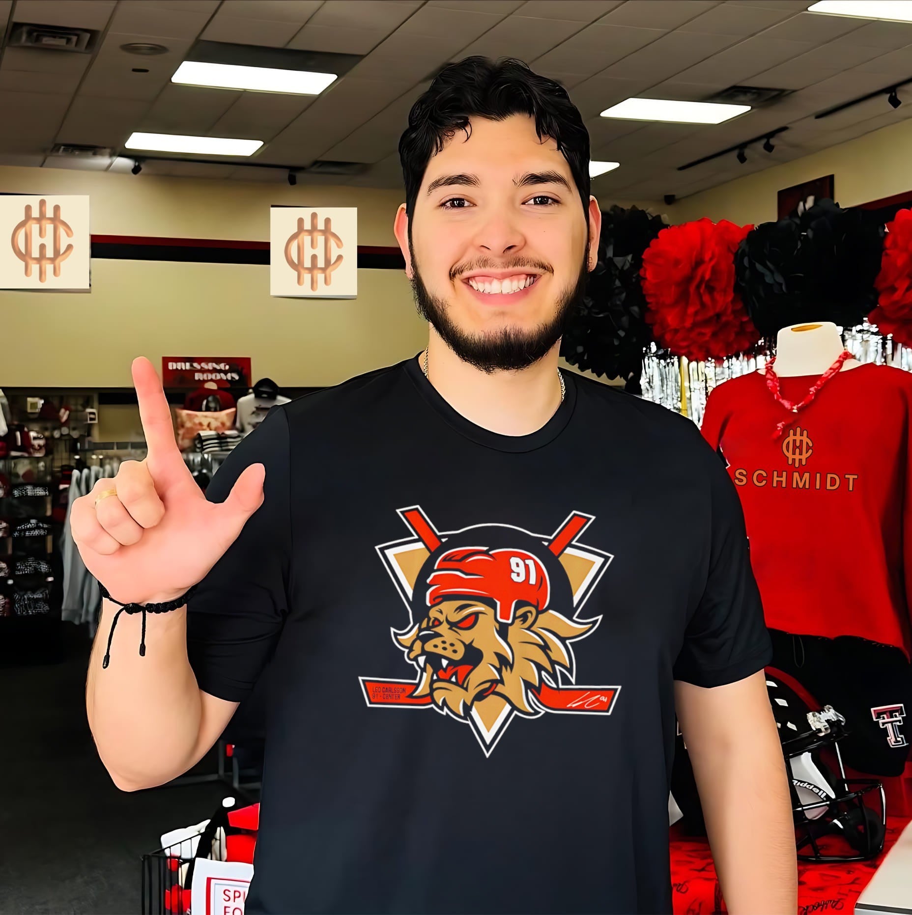 Leo Carlsson Anaheim Ducks Lion shirt