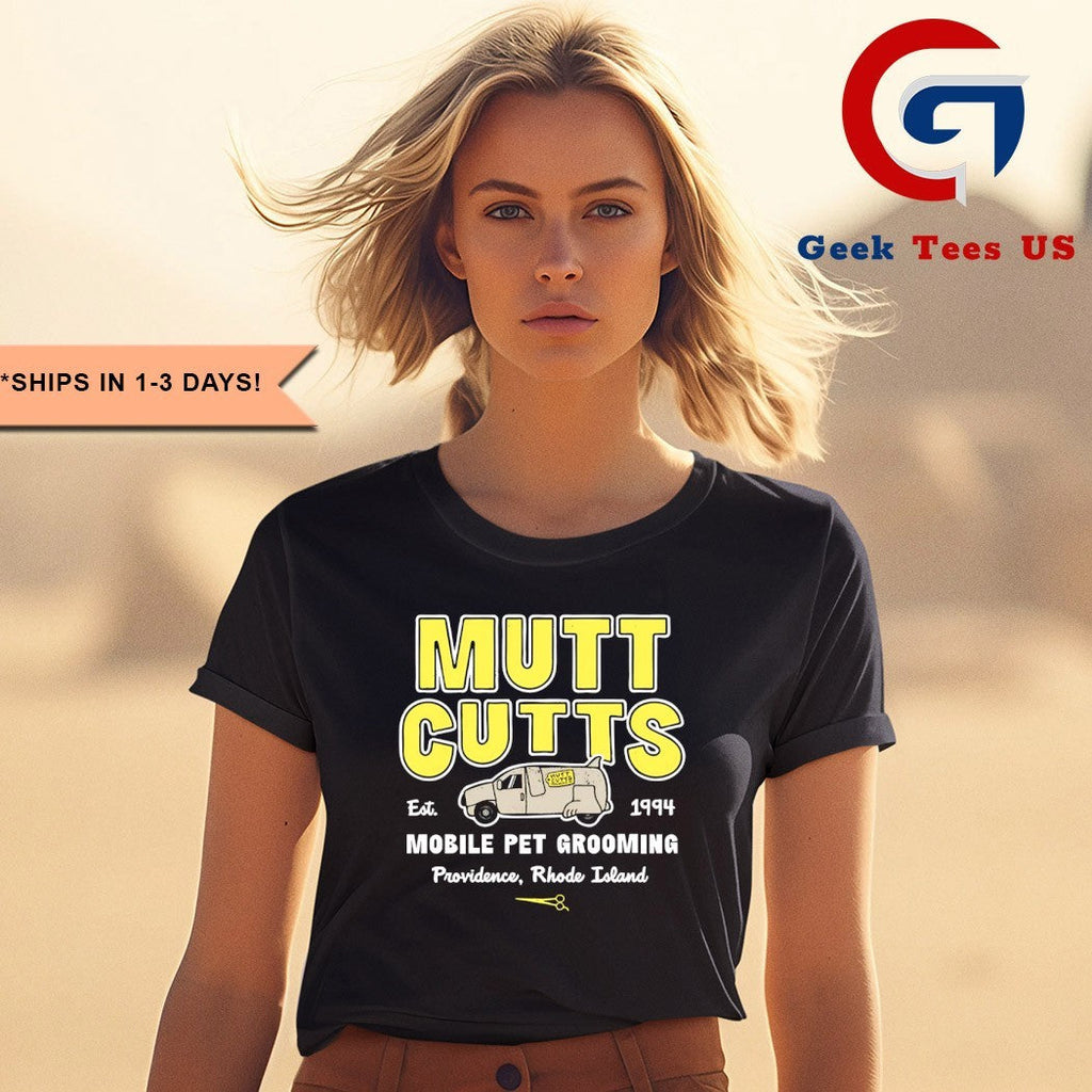 Mutt Cutts Mobile Pet Grooming shirt