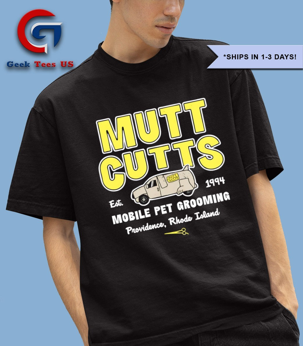 Mutt Cutts Mobile Pet Grooming shirt