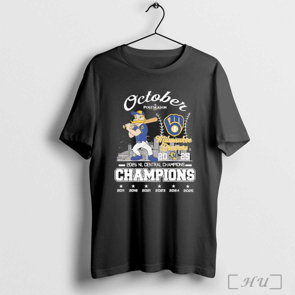 Officials Milwaukee Brewers 2025 Nl Central 6 Time Champions Skyline Mascot T Shirt