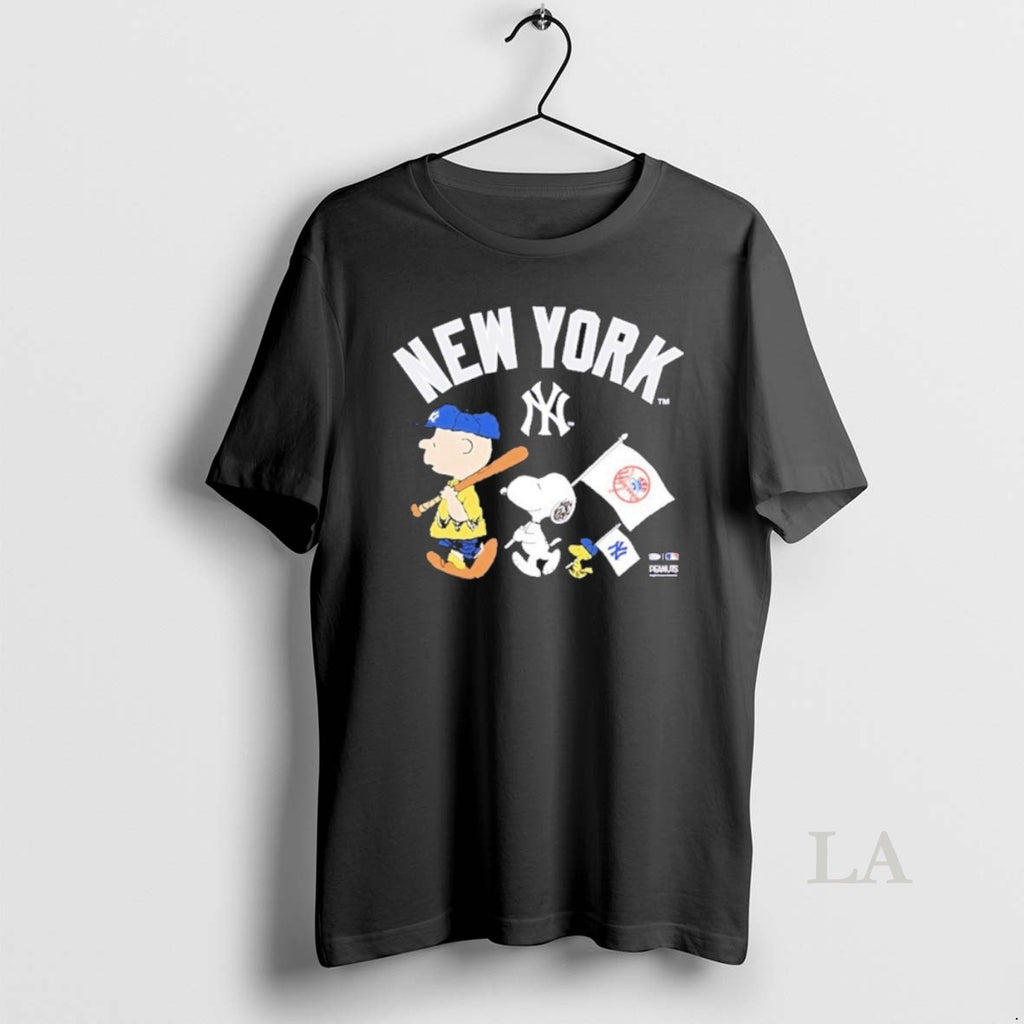 Original New York Yankees X The Peanuts Flag Parade