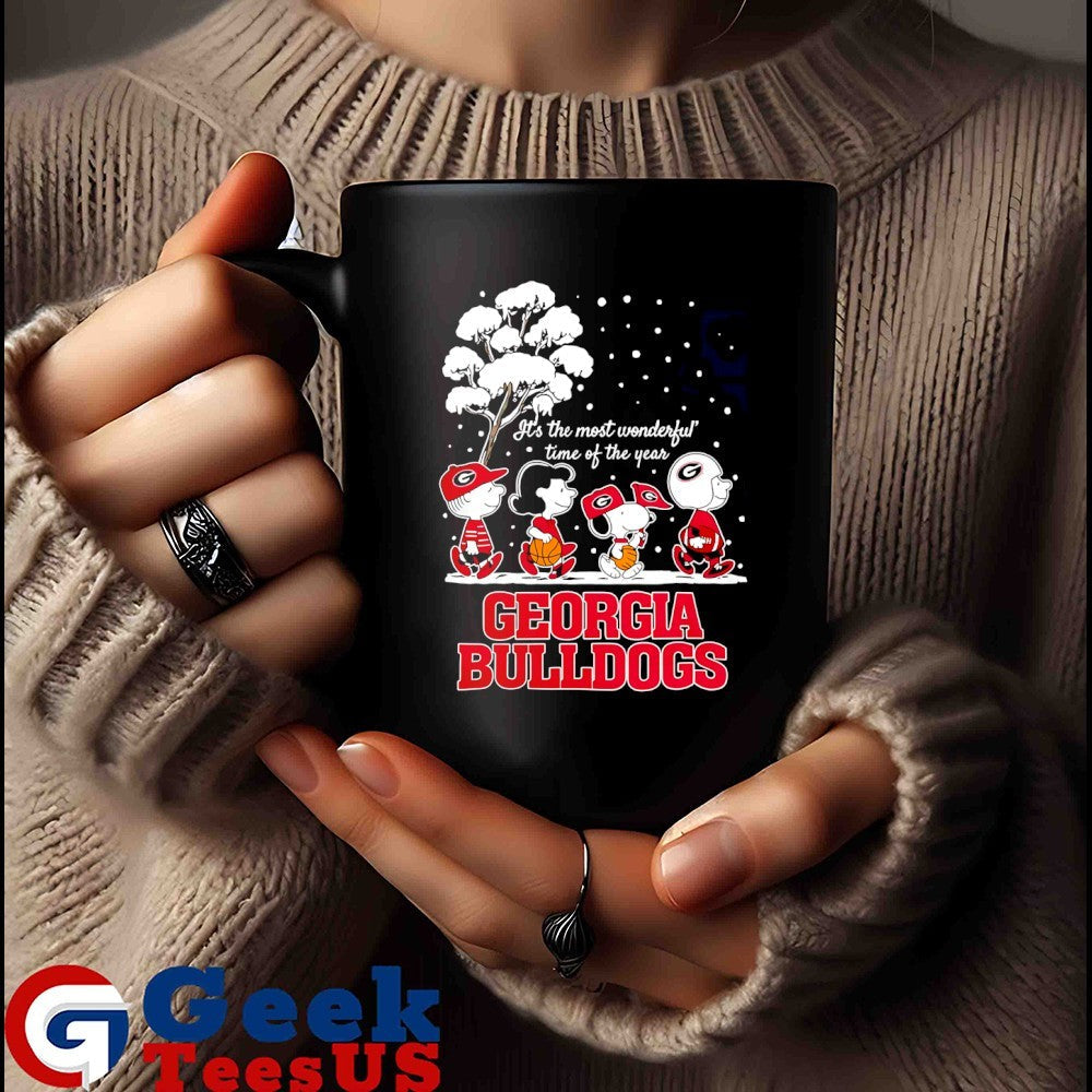 Peanuts characters Georgia Bulldogs it’s the most wonderful time of the year scene Christmas Season Holiday 2025 shirt