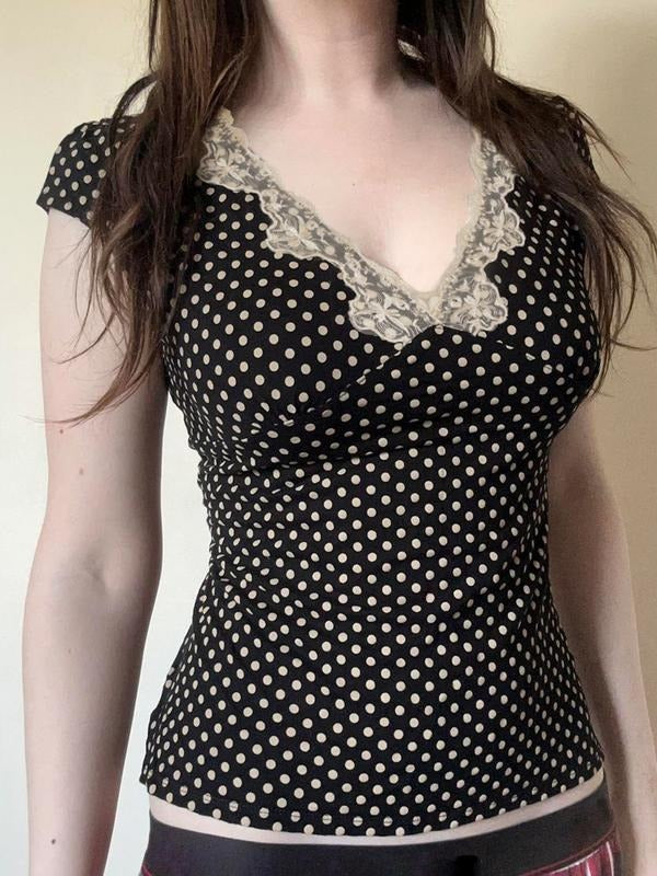 Polka Dot Lace Patchwork V-Neck T-Shirt Y2K Cute Girl Summer Vintage Tee, Casual Fashion Top for Women, Stylish and Comfortable, Casual Fashionable Top