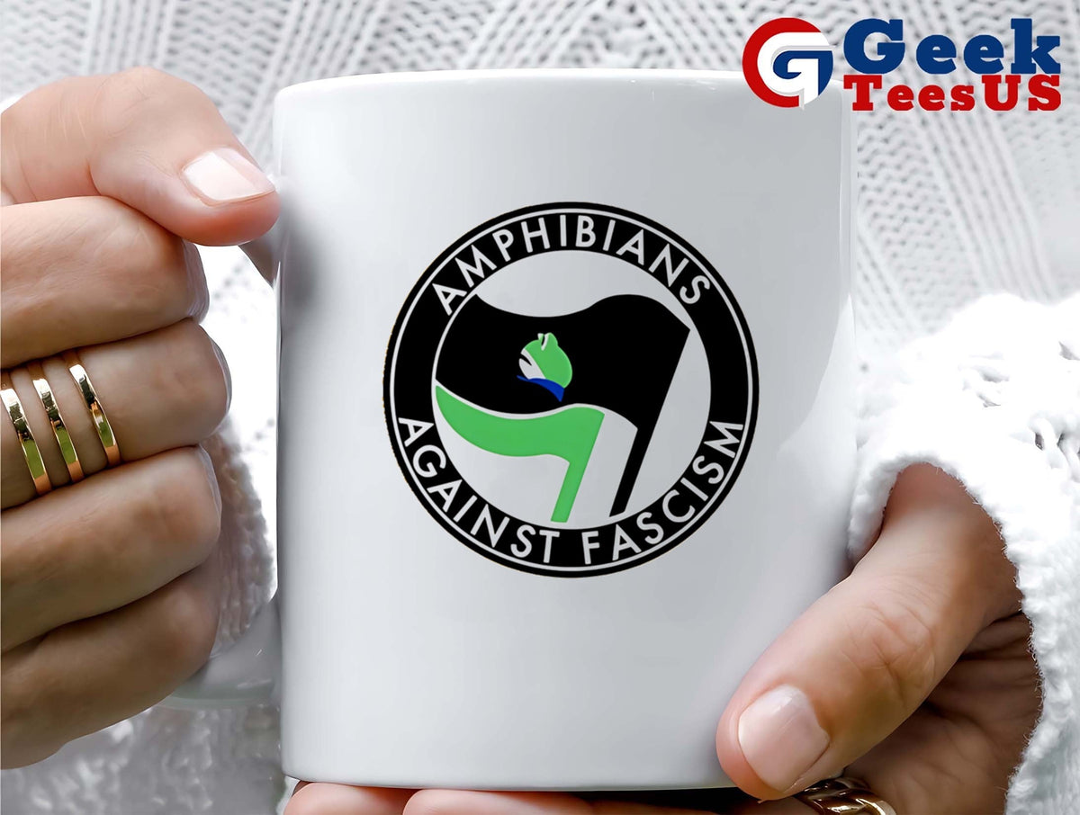 Portland Frogs Amphibians Against Fascism Antifa shirt