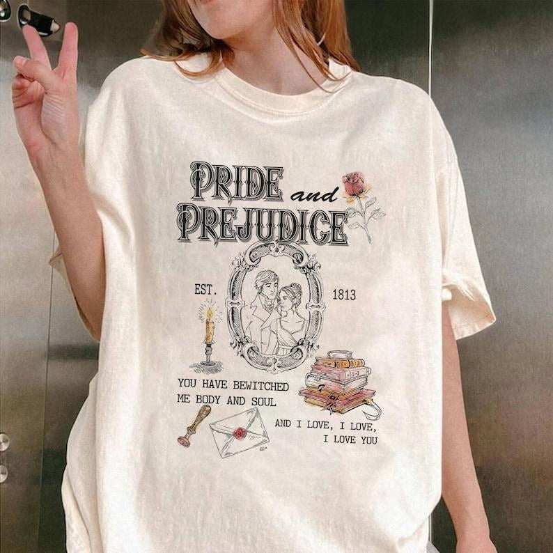 Pride and Prejudice quotes Sweatshirt Fitzwilliam Darcy Elizabeth Bennet Shirt Bookish Tee | Funny Tee | Book Lovers T-Shirt