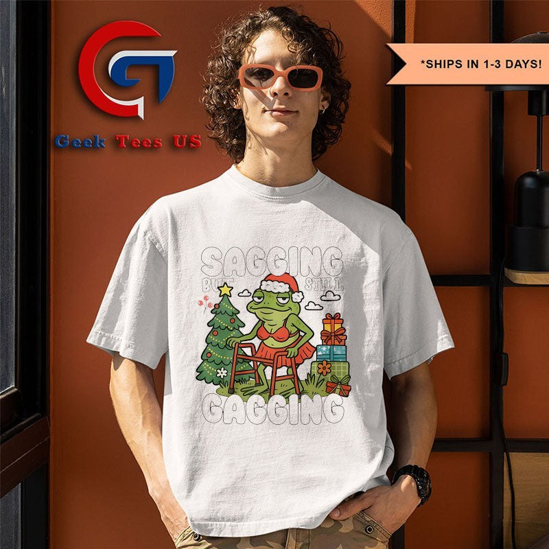 Santa Frog sagging but still gagging Christmas shirt