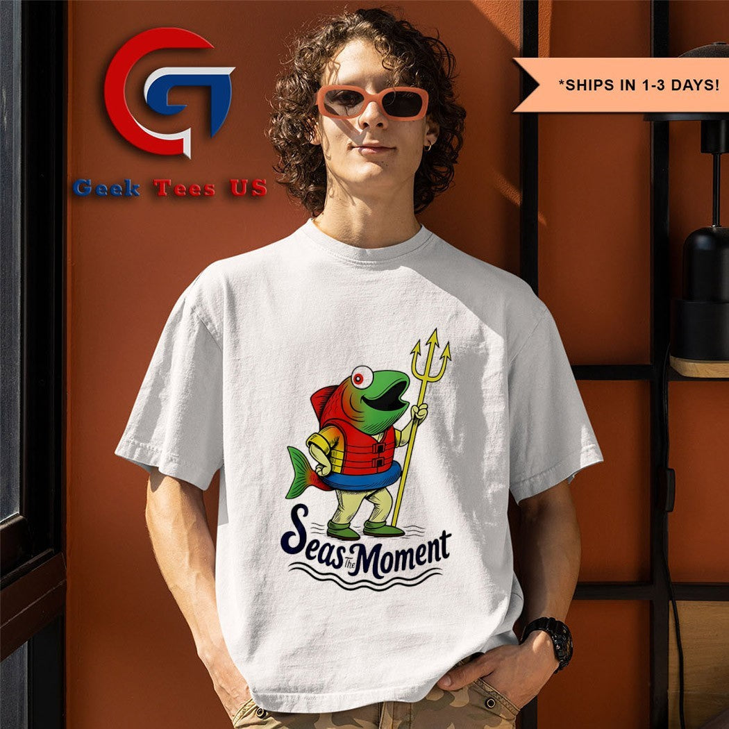 Seas the moment humpy Salmon mariners holding trident shirt