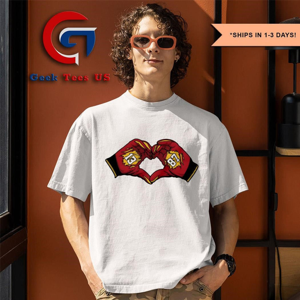 Taylor 13 love hands 87 Travis Kelce Engaged shirt