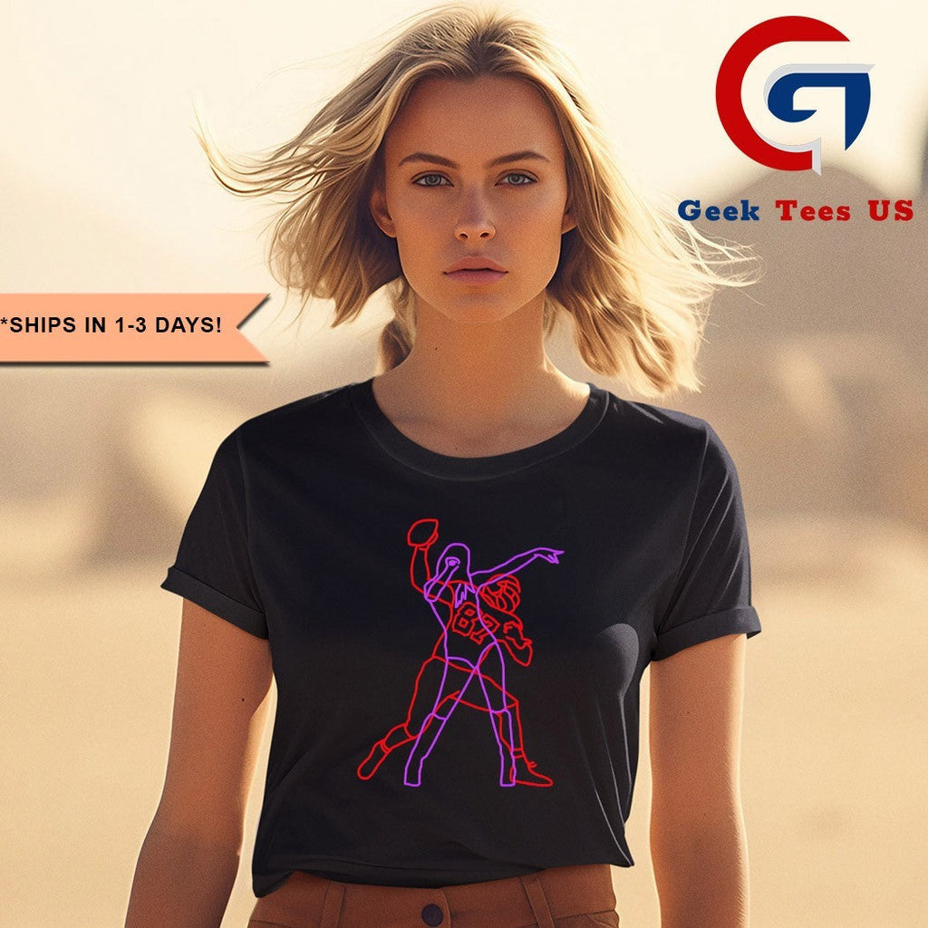 Travis Kelce and Taylor neon lights T-shirt