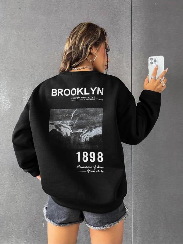 Women's Vintage Graphic Crew Neck Sweatshirt Without Necklace, Y2K New Trendy Drop Shoulder Long Sleeve Pullover Sweats for Daily Wear, Ladies Fall & Winter Clothes