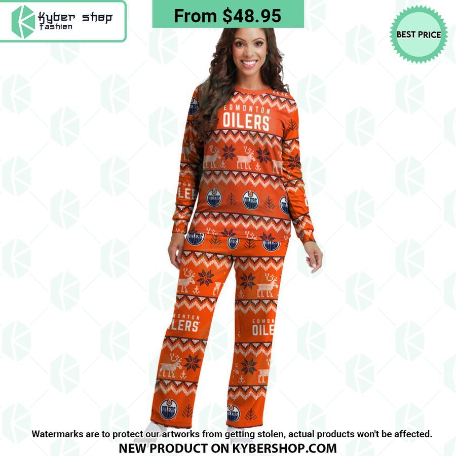 Edmonton Oilers NHL Family Holiday Pajamas Set