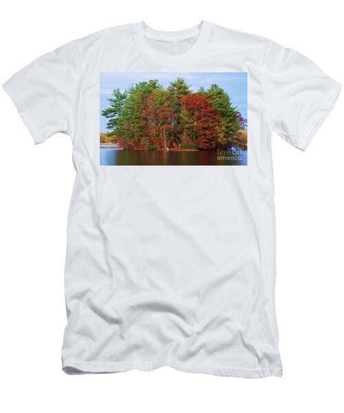 Fall's Glory On The Island, Walpole, Massachusetts. T-Shirt