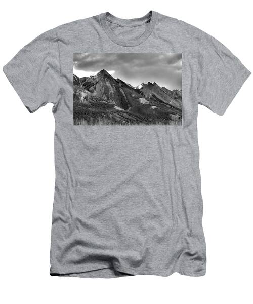 Mountains Near Jaspar Alberta Canada In Black And White T-Shirt