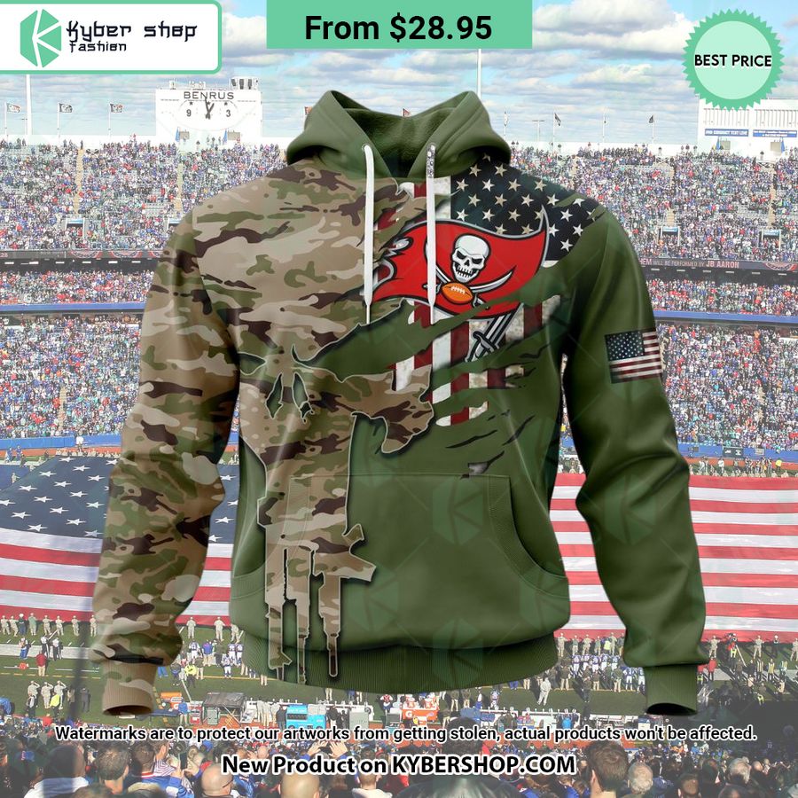 Personalized Tampa Bay Buccaneers Veterans Day Camo Design Hoodie