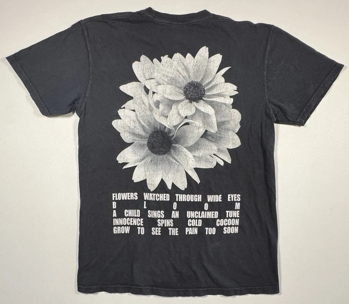 The Breaks T-Shirt Men’s Medium Black Faded Floral Print Streetwear Graphic Tee