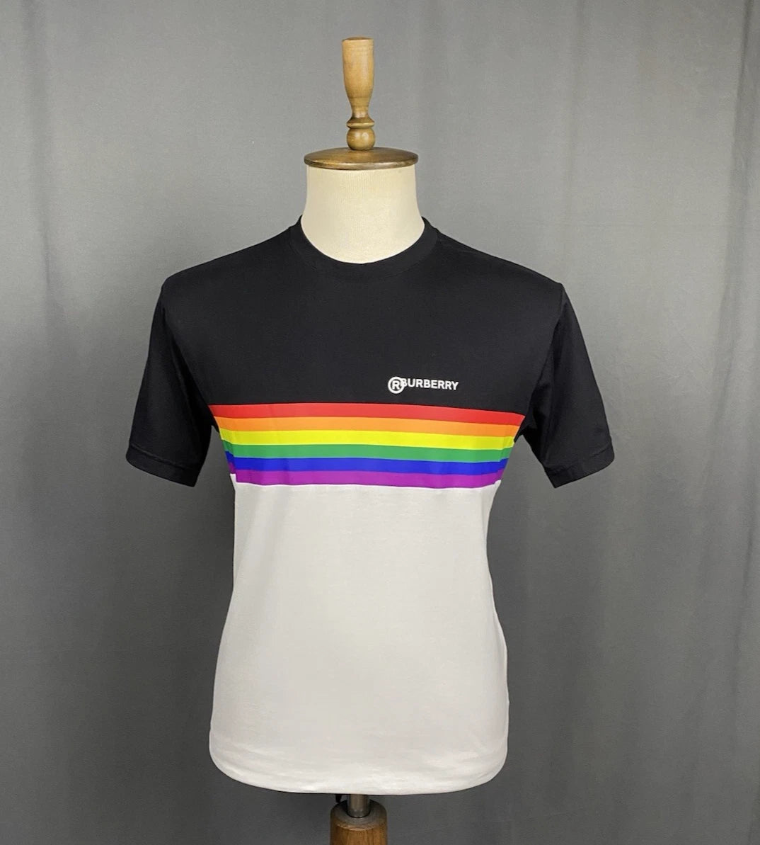 Burberry Rainbow Striped Crewneck Men's White Oversized T-Shirt Size 2XS