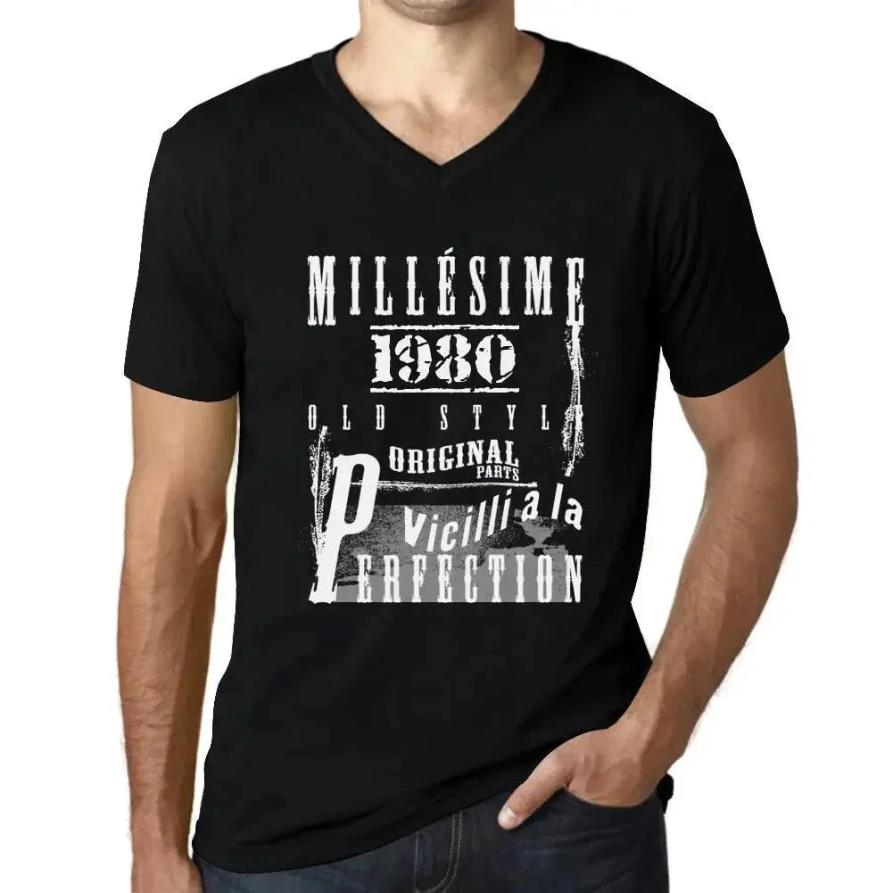 Men's Graphic T-Shirt V Neck Vintage Aged to Perfection 1980 – Millésime Vieilli
