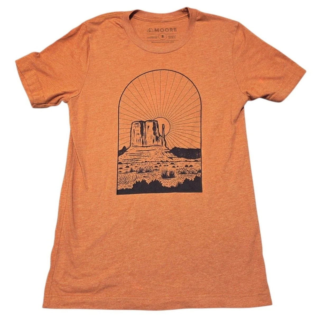 Moore Collection Graphic T-Shirt Small Orange Monument Valley Desert Nature Tee