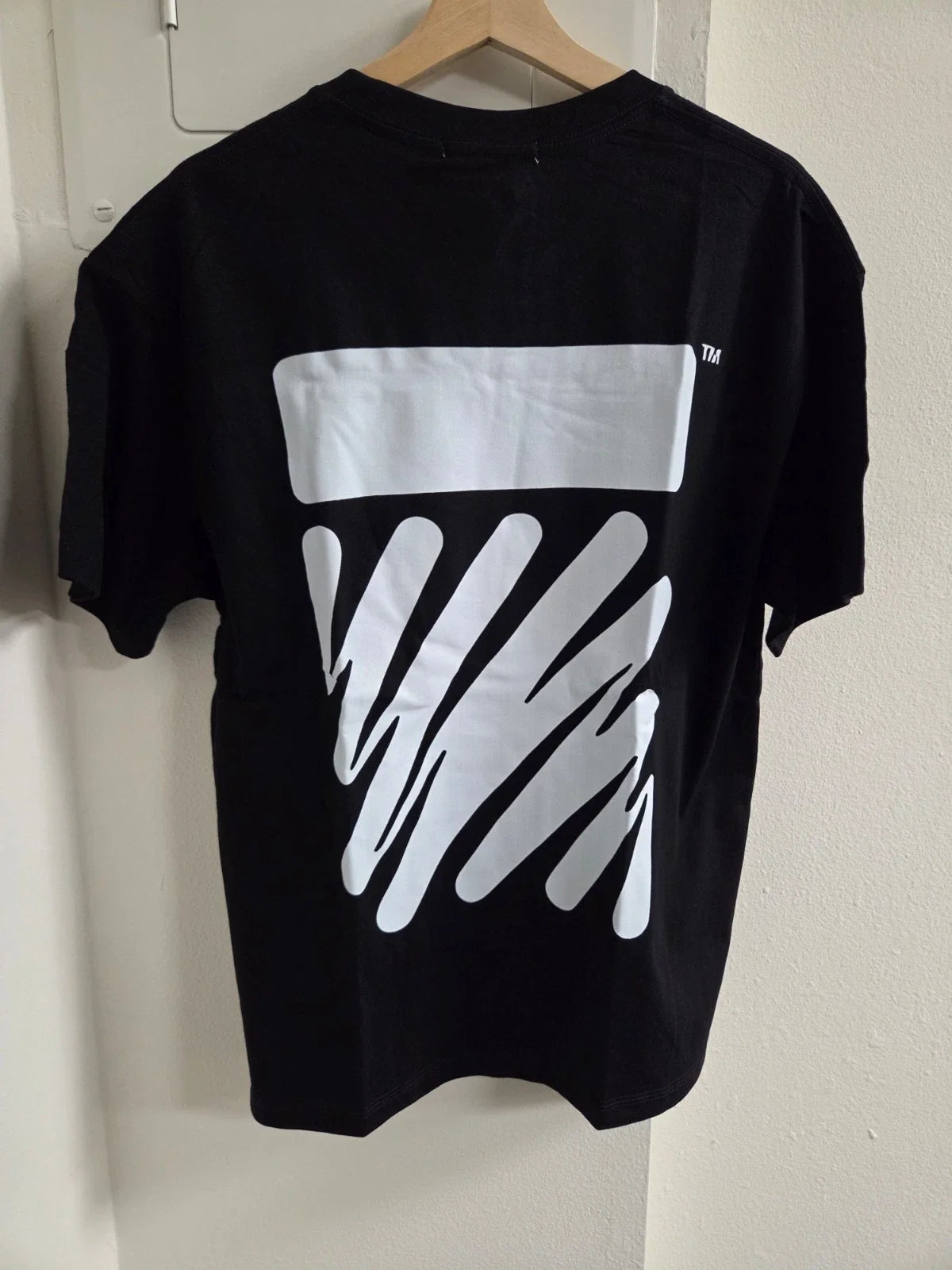 Off Wht Thick Scribble Lines Logo Black T-Shirt Cotton Regular Fit S/M/L/XL T25