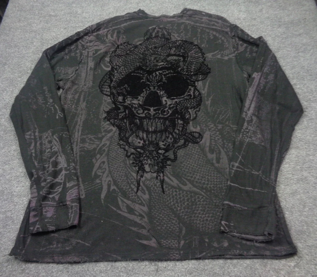 Affliction Thermal Shirt Men XL Gray  Long Sleeve Skull Snake Distressed