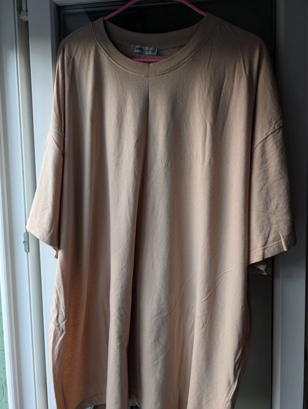 FB Sister XXL beige cream t shirt 90s xxl t shirt