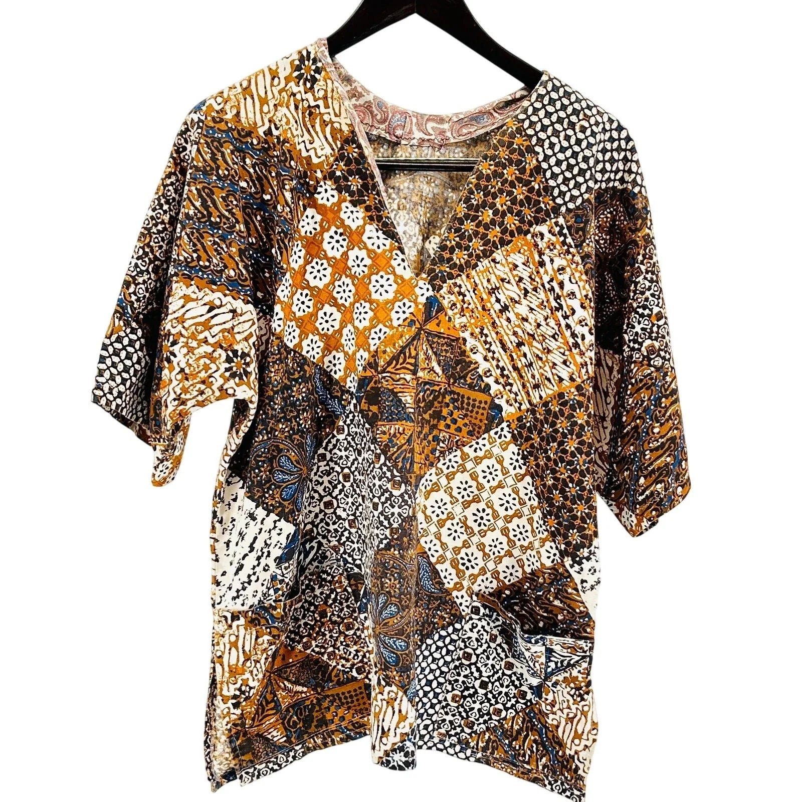 Vintage 70s Handmade Brown Patchwork Cotton Batik Short Sleeve Dashiki Shirt