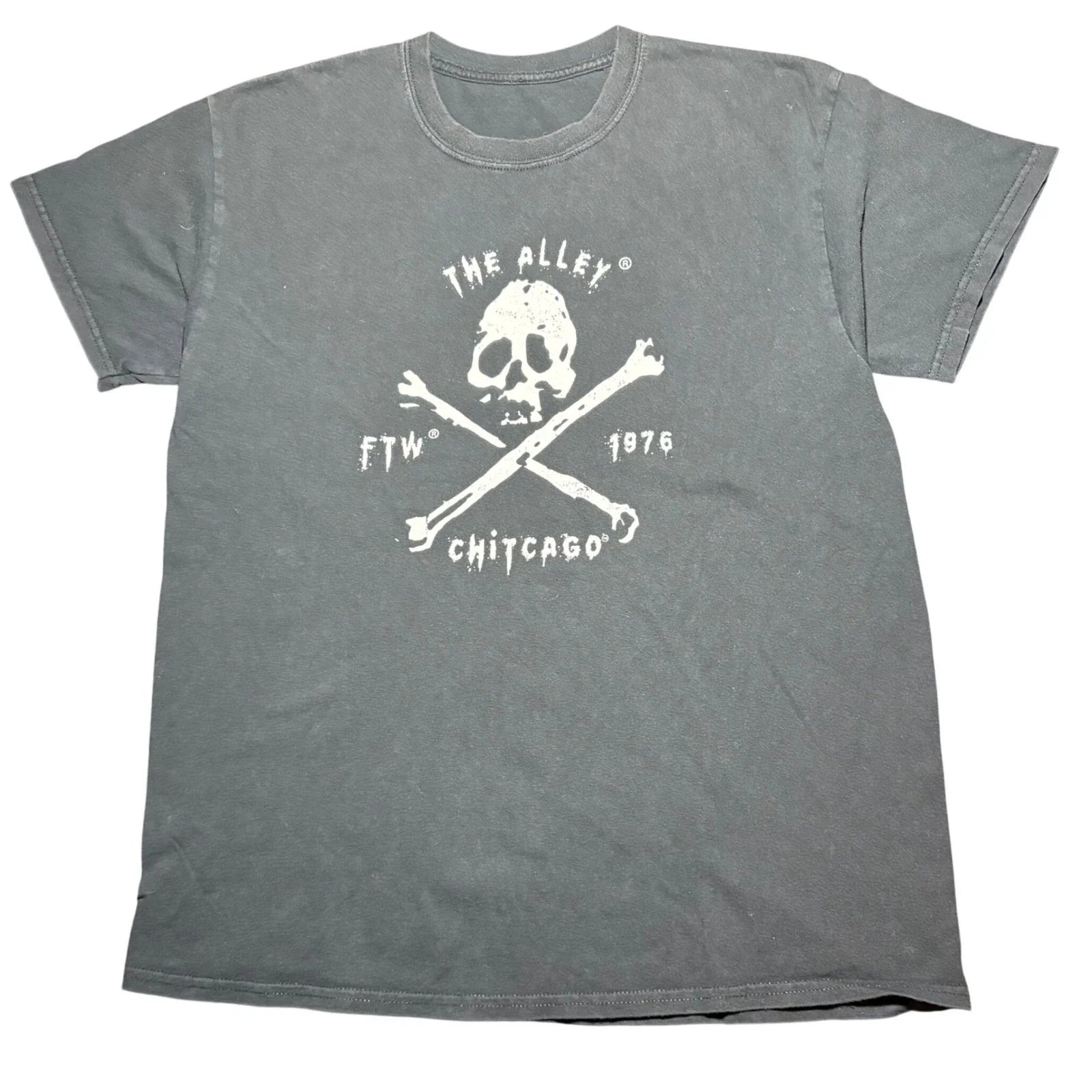 Vintage Skull T-Shirt Men's Large The Alley Chicago Grunge Gothic Punk Y2K
