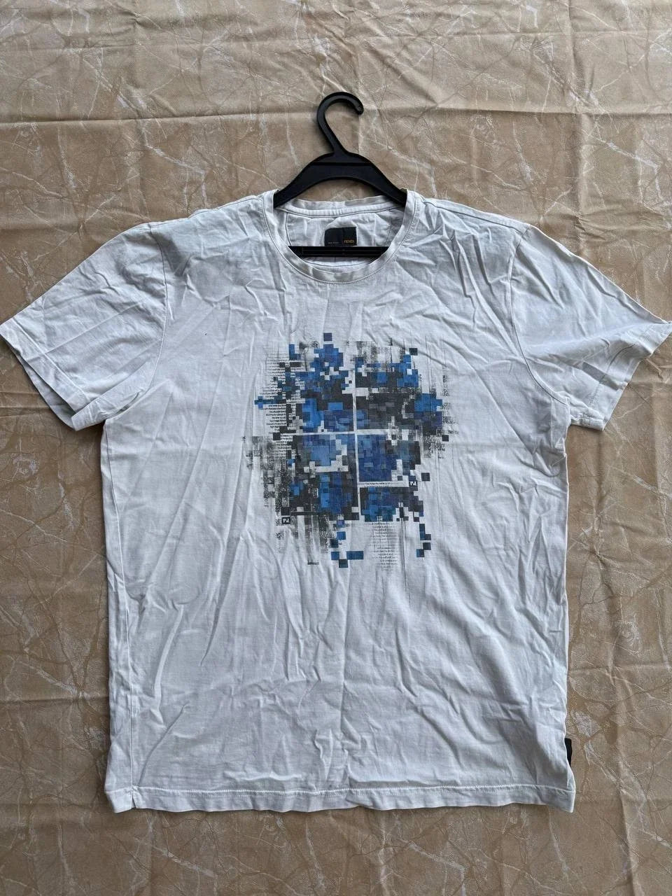 Fendi Roma Men's Graphic T-Shirt Size IT 54 L-XL White Blue Pixel Art Cotton