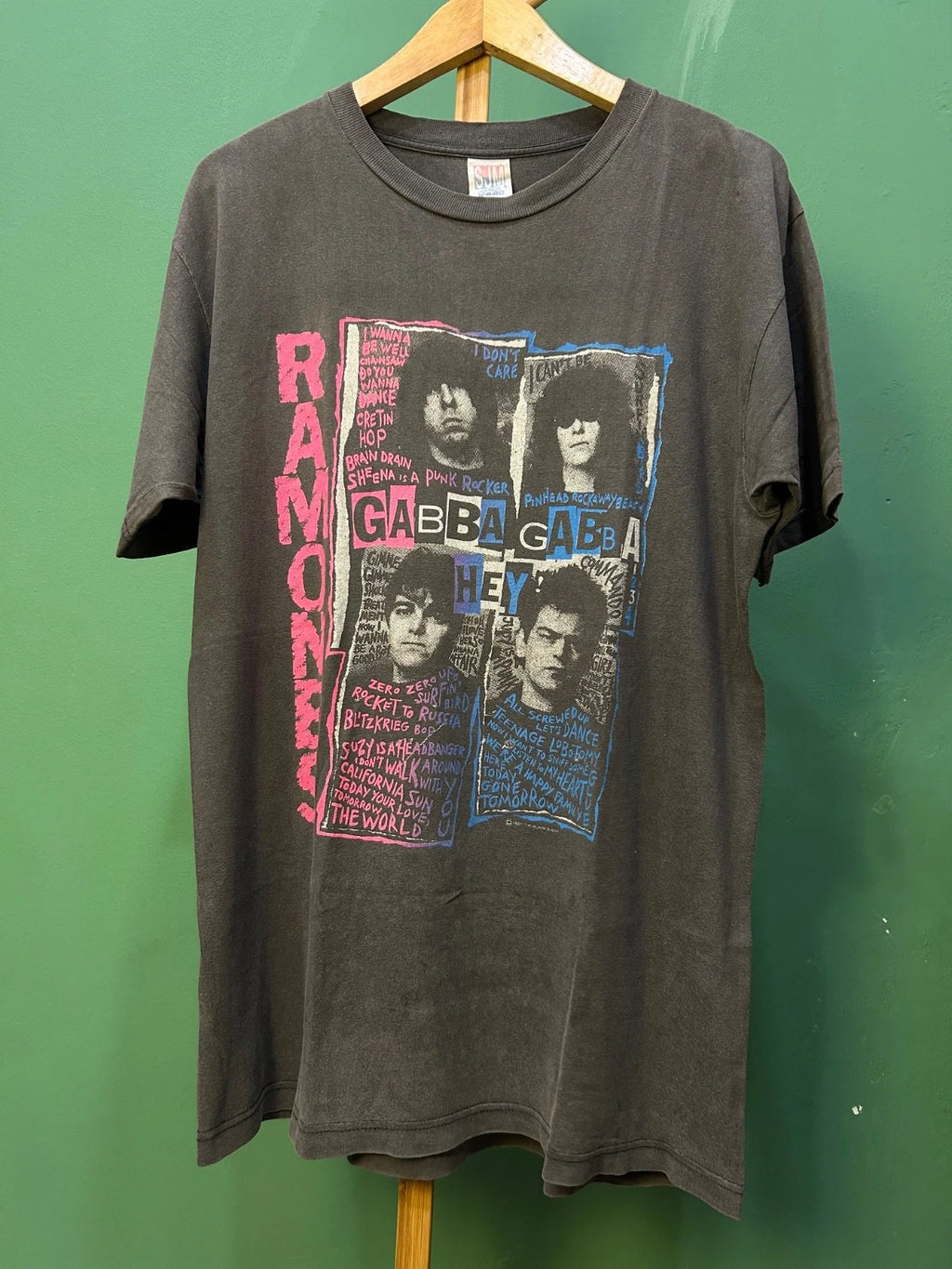 Ramones Gabba Gabba Hey 1991 Vintage Tee