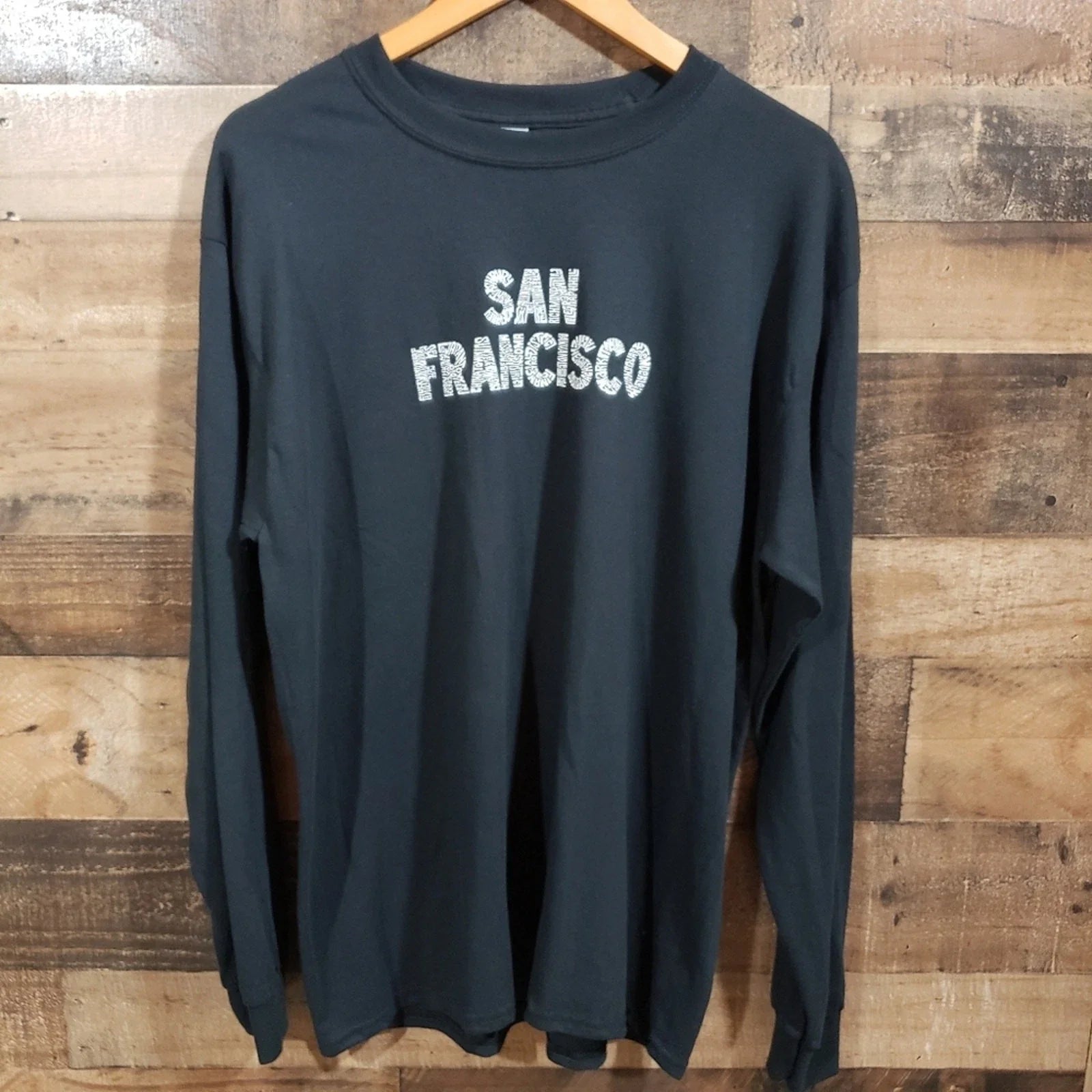 L.A. Pop Art NWT San Francisco print long sleeve graphic t-shirt men's size L