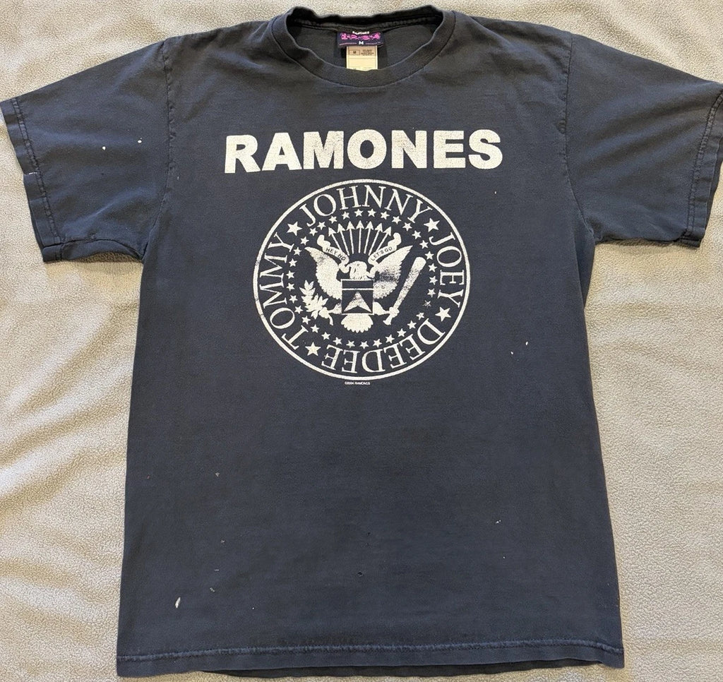 Ramones Tommy Joey Dee Dee Johnny Black Graphic T-Shirt Size M Distressed