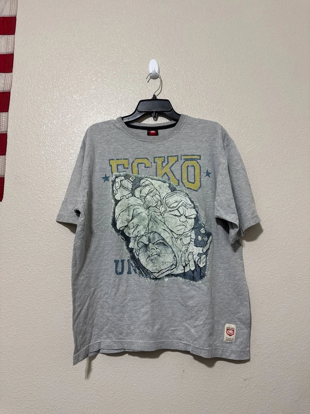 Ecko Unltd. Graffiti Graphic Classic Tee Grey Size M