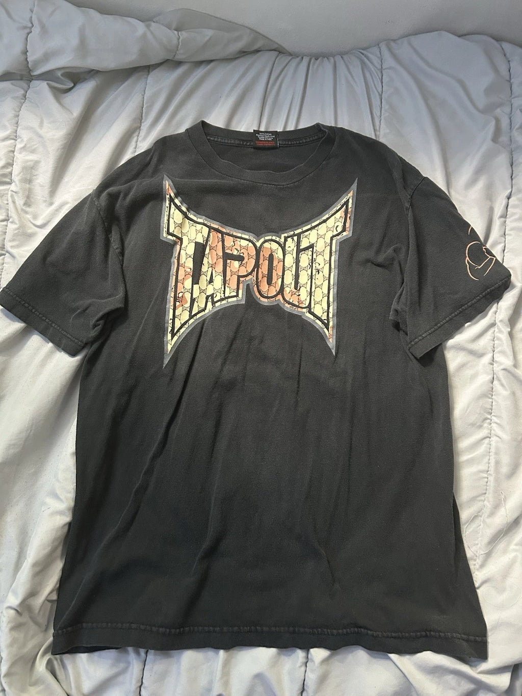 Vintage TAPOUT Shirt Men’s L Black Y2K MMA Logo Double Sided
