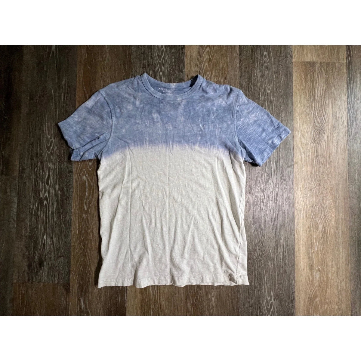 American Eagle T-Shirt Mens Small Blue White Dip Dye Ombre Super Soft Slub Knit