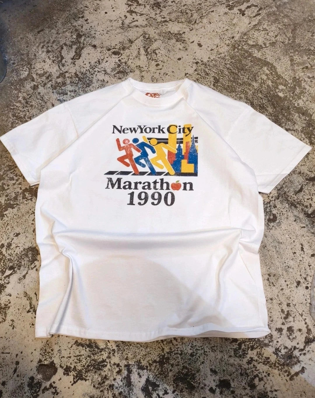 Deadstock Legacy T-Shirt NY Marathon 1990 Oversized Boxy Fit Y2K Unisex Tee