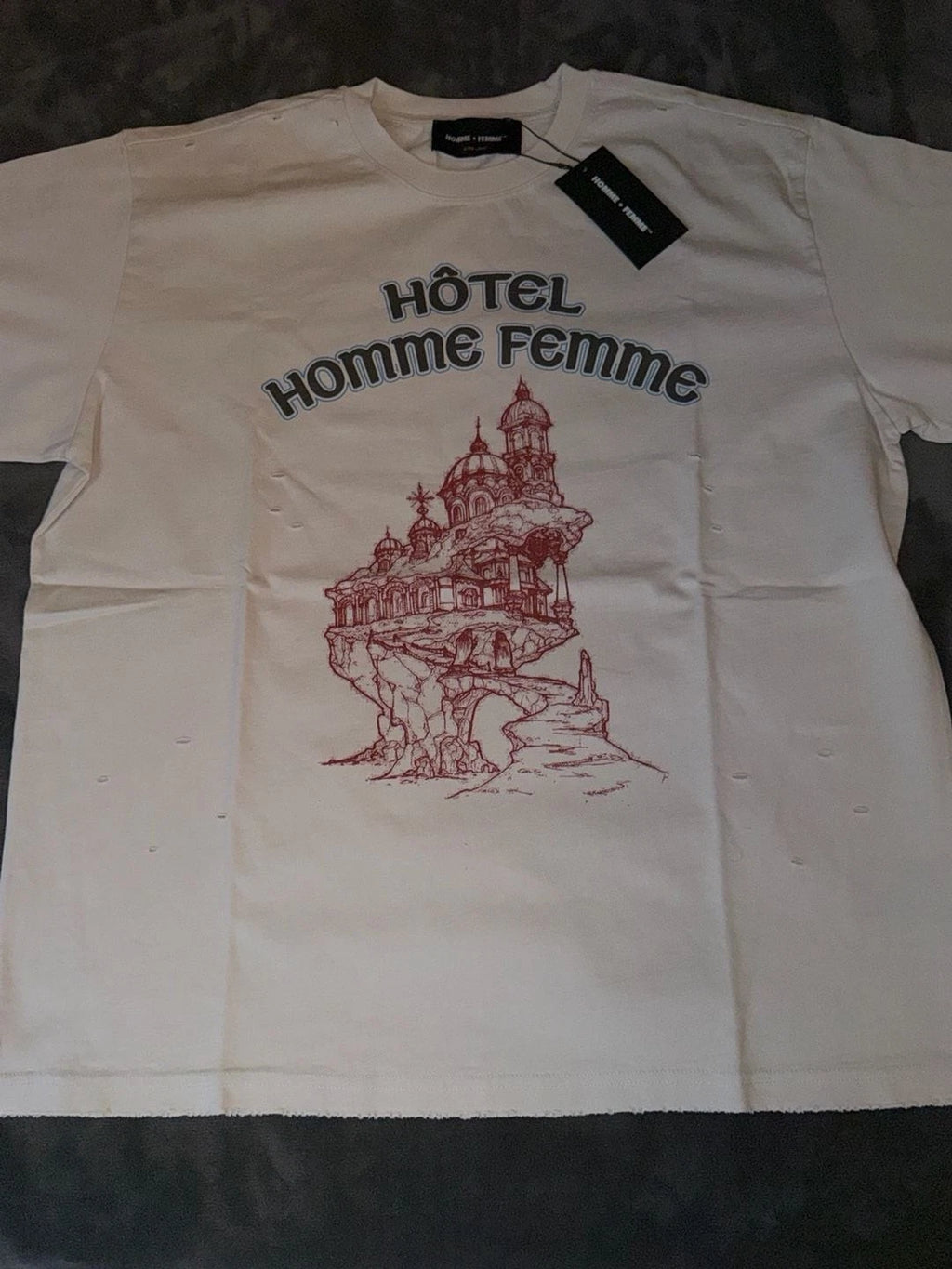 Homme + Femme Hotel Graphic Distressed T-Shirt In Cream size XL