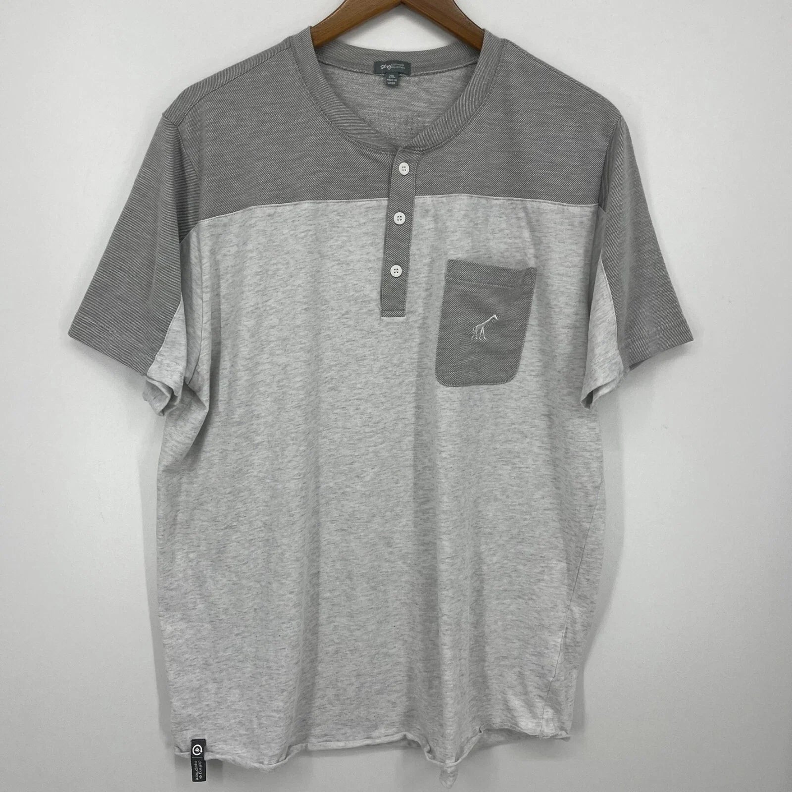 LRG T-Shirt Men's Size 2XL Gray Henley Button Pocket Logo Short Sleeve Vtg Y2K