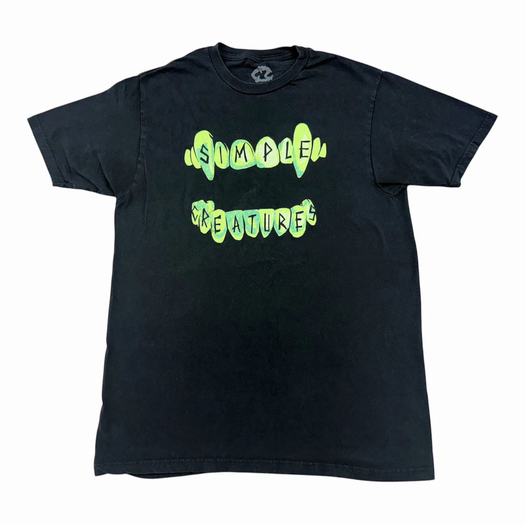 Simple Creatures American Trash Pop Rock Duo Fangs Graphic T Shirt Men’s Medium