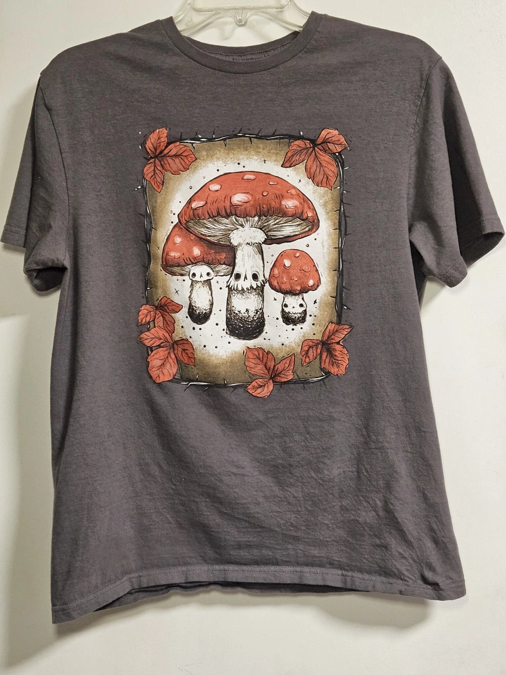 Stephanie Bayles Psychedelic Mushroom Shrooms TShirt Sz Medium Unisex T-shirt