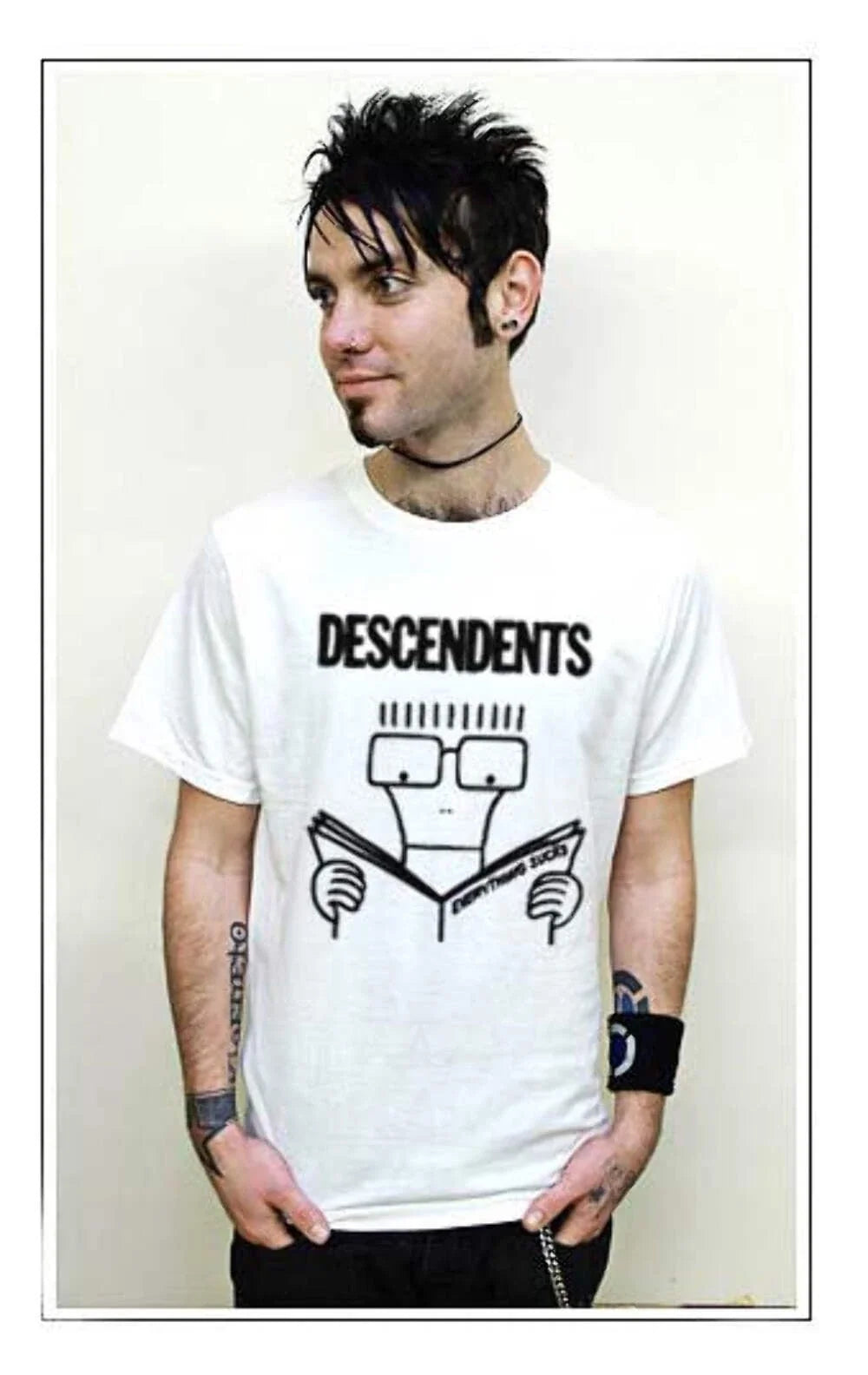 Descendents Everything Sucks T-Shirt – Classic Punk Rock Band Tee