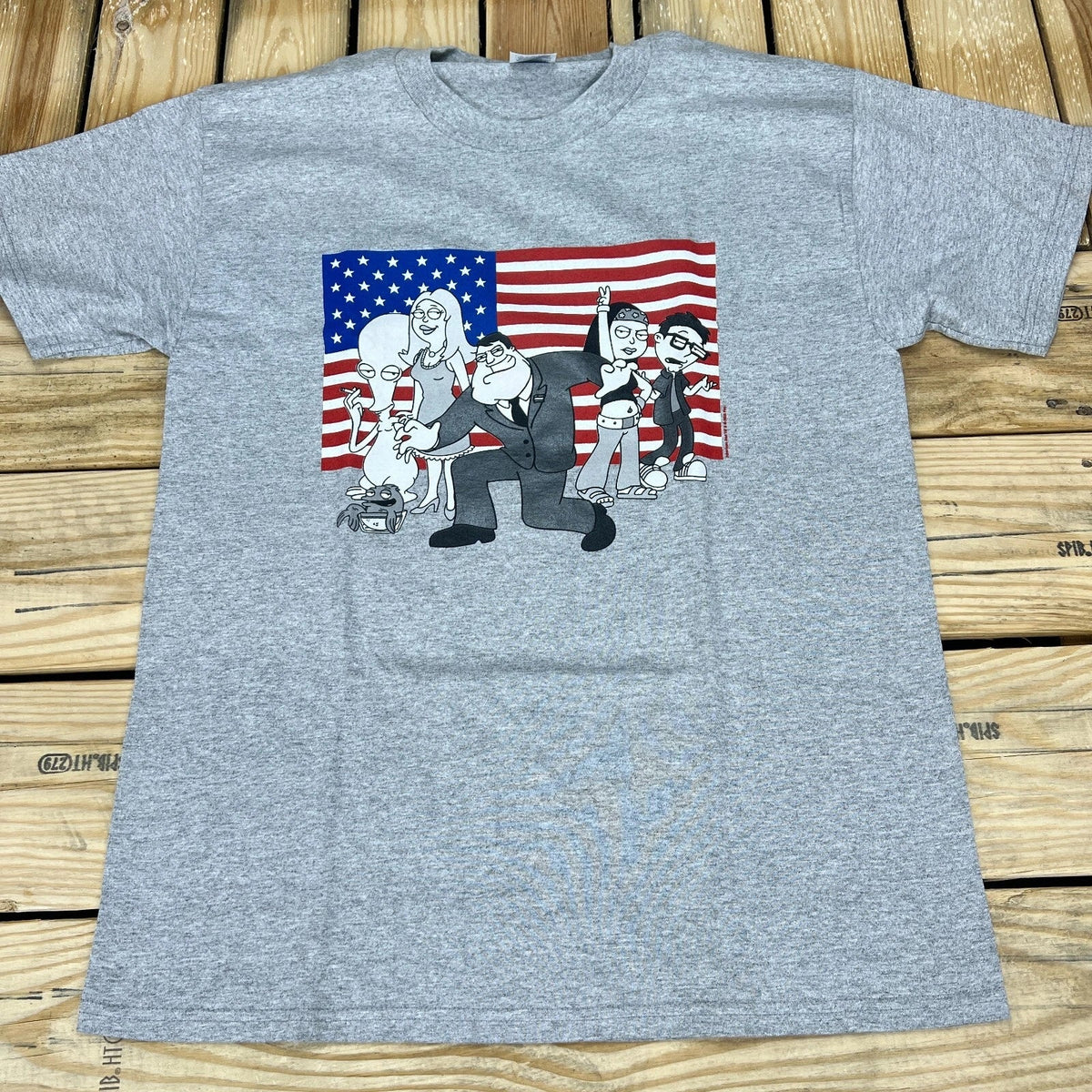 Vtg Y2K New Old Stock 2005 American Dad Flag Gray Graphic T-Shirt Men's Sizes