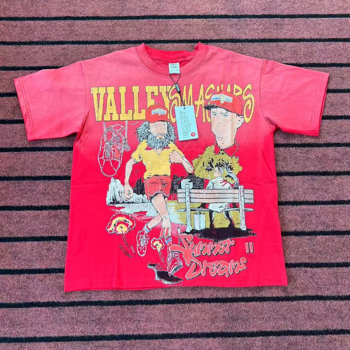 Vale Forever Loose and casual washed and distressed T-shirt
