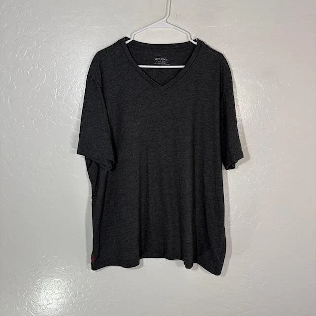 UNTUCKit Shirt Mens 3XL Charcoal Gray Bussola V-Neck Short Sleeve Tagless Tee